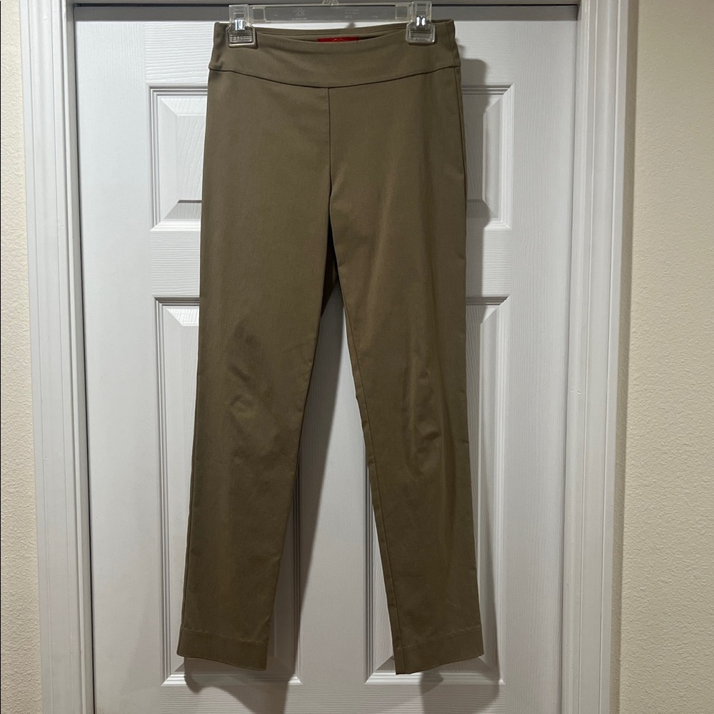 Pull-On Ankle Pants. Taupe. Excellent condition.